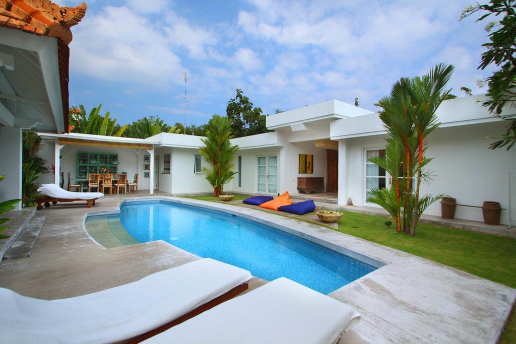 Villa Mutiara Putih By Optimum Bali Villas Seminyak Pokoj fotografie